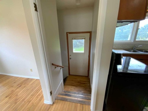 521 4 Street Se, Three Hills, AB 