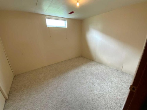 521 4 Street Se, Three Hills, AB 
