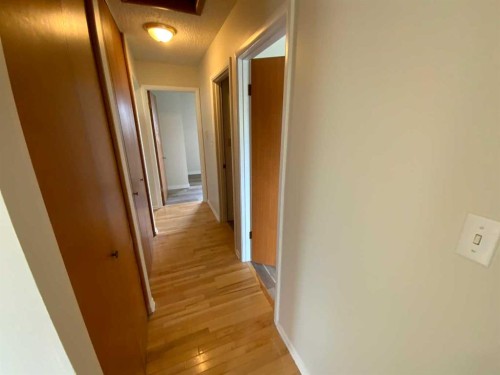 521 4 Street Se, Three Hills, AB 