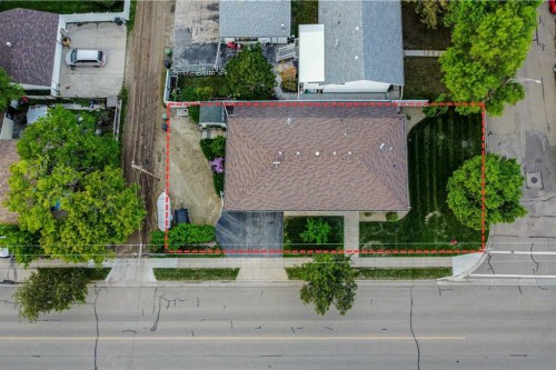 5102 54 Avenue, Camrose, AB - Outdoor