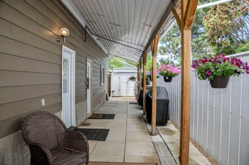 5102 54 Avenue, Camrose, AB - Outdoor With Exterior
