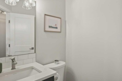 4185 Ryders Ridge Boulevard, Sylvan Lake, AB - Indoor Photo Showing Bathroom
