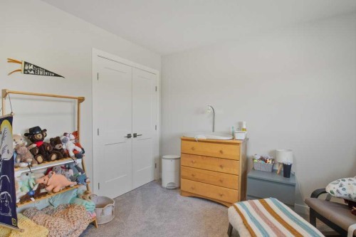 4185 Ryders Ridge Boulevard, Sylvan Lake, AB - Indoor Photo Showing Bedroom