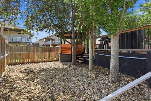 8 Fir Close, Sylvan Lake, AB 