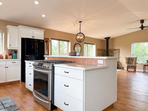 38221 Range Road 242, Rural Lacombe County, AB 