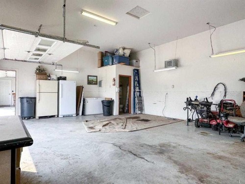 38221 Range Road 242, Rural Lacombe County, AB 