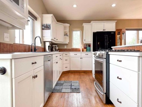 38221 Range Road 242, Rural Lacombe County, AB 