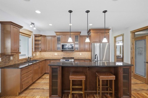 8 Laurel Close, Sylvan Lake, AB 