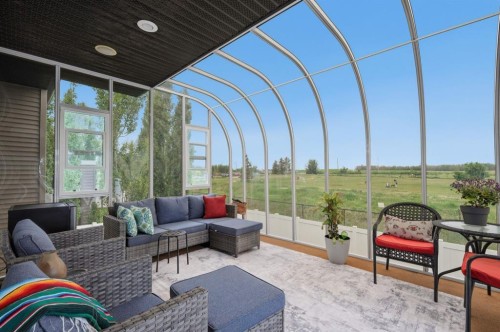8 Laurel Close, Sylvan Lake, AB 