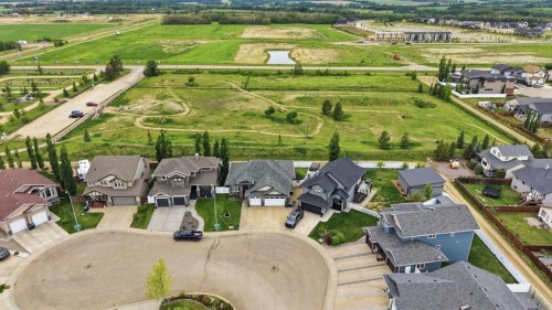 8 Laurel Close, Sylvan Lake, AB 
