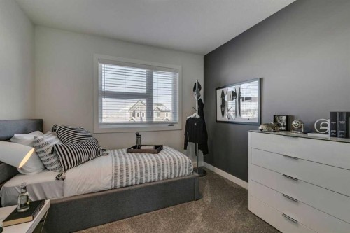 148 Snowberry Common Se, Calgary, AB 