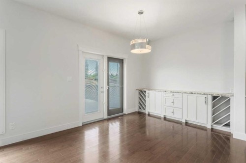 1 Cole Way, Sylvan Lake, AB 