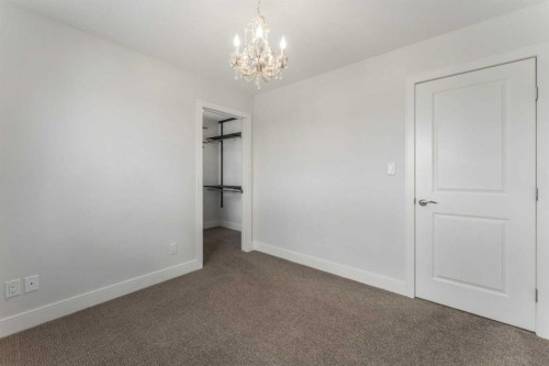 1 Cole Way, Sylvan Lake, AB 