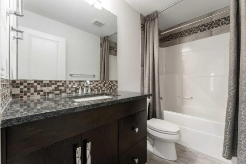 1 Cole Way, Sylvan Lake, AB 