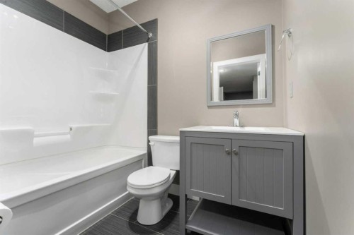 1 Cole Way, Sylvan Lake, AB 