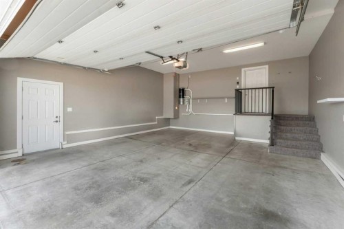 1 Cole Way, Sylvan Lake, AB 