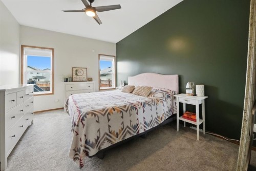 48 Vickers Close, Red Deer, AB 