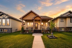 48 Vickers Close Red Deer, AB T4R 0E6