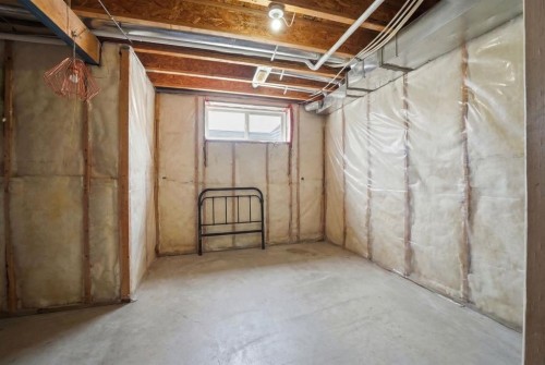 48 Vickers Close, Red Deer, AB 