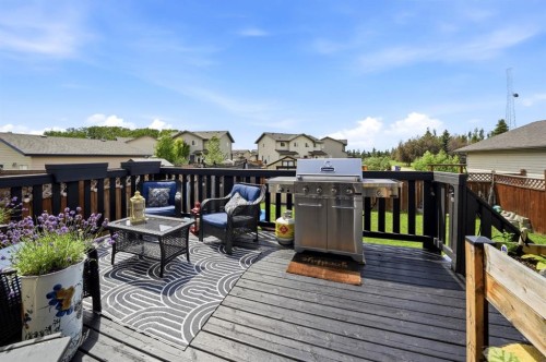 48 Vickers Close, Red Deer, AB 