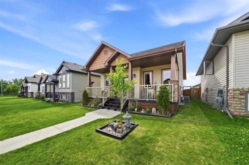 48 Vickers Close, Red Deer, AB 