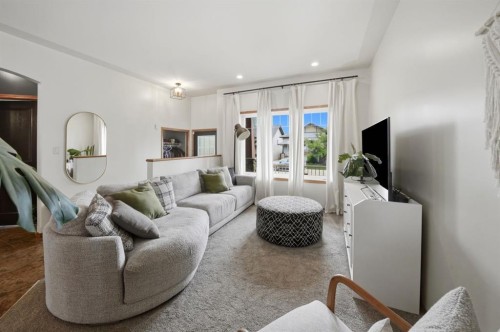 48 Vickers Close, Red Deer, AB 