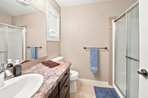262 Viscount Drive, Red Deer, AB 