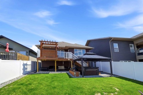 262 Viscount Drive, Red Deer, AB 