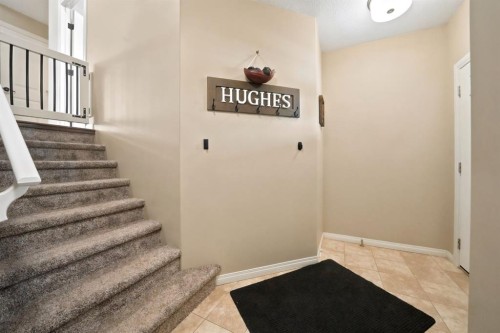 262 Viscount Drive, Red Deer, AB 