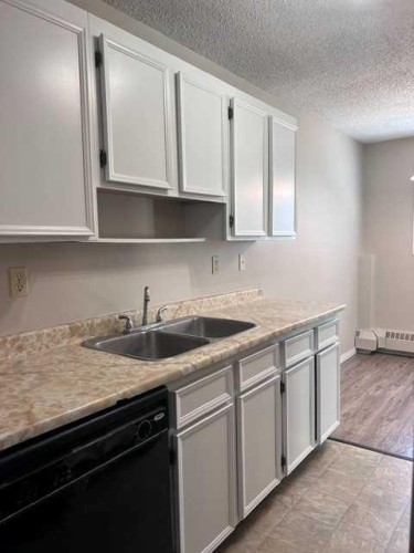 107-49 Bennett, Red Deer, AB 