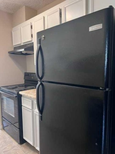 107-49 Bennett, Red Deer, AB 