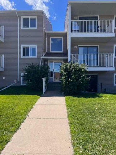 107-49 Bennett, Red Deer, AB 