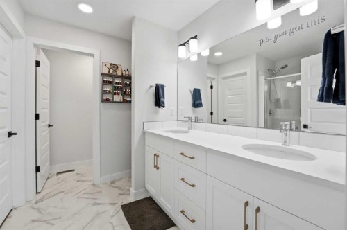 44 Tory Close, Red Deer, AB 