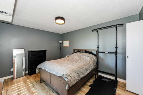 48012 195 Range, Rural Camrose County, AB - Indoor Photo Showing Bedroom