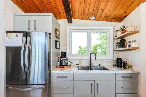 48012 195 Range, Rural Camrose County, AB - Indoor Photo Showing Kitchen