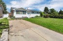 32 Otterbury Avenue, Red Deer, AB 