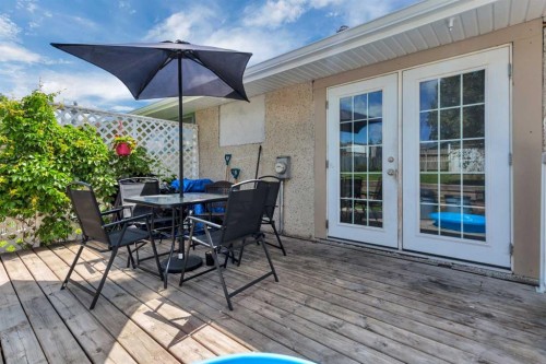 32 Otterbury Avenue, Red Deer, AB 