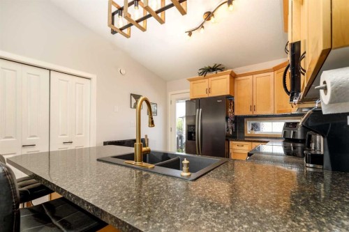 249 Kingston Drive, Red Deer, AB 