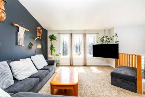 249 Kingston Drive, Red Deer, AB 