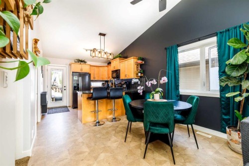 249 Kingston Drive, Red Deer, AB 