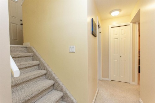 37 Rupert Crescent, Red Deer, AB 