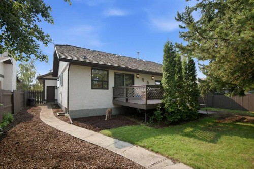50 Rogers Crescent, Red Deer, AB 