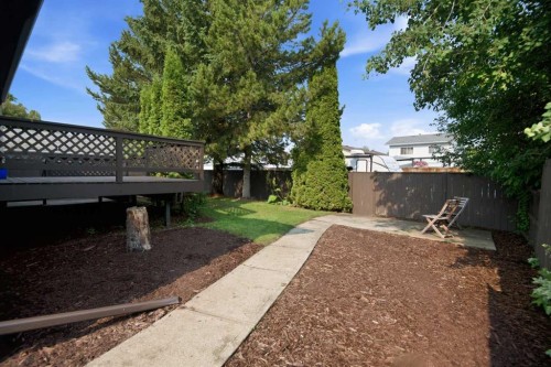 50 Rogers Crescent, Red Deer, AB 