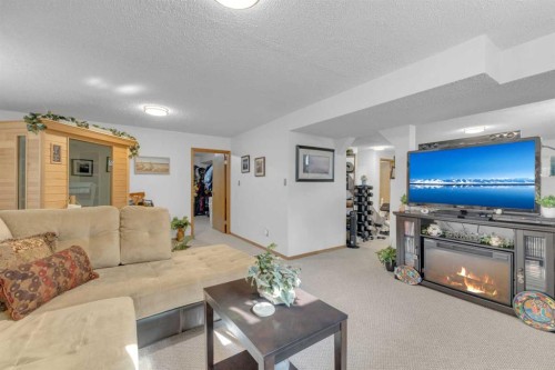 49 Willow Springs Crescent, Sylvan Lake, AB 