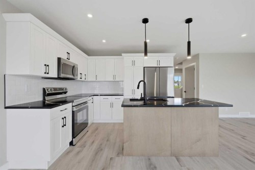 125 Hampton Crescent, Sylvan Lake, AB 