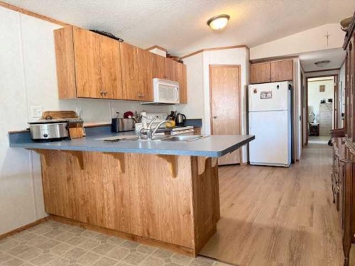 #101-4819 51 Avenue, Millet, AB 