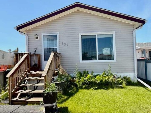 #101-4819 51 Avenue, Millet, AB 