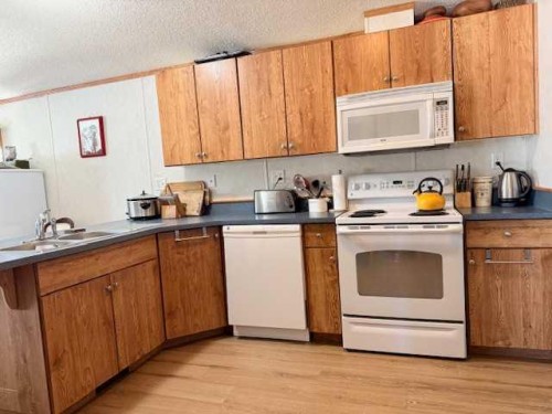 #101-4819 51 Avenue, Millet, AB 