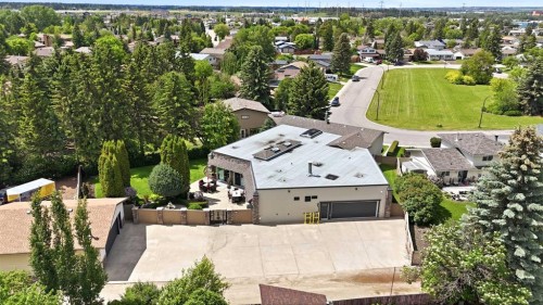 60 Brown Close, Red Deer, AB 