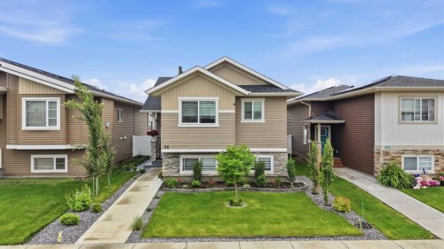 98 Livingston Close, Red Deer, AB 